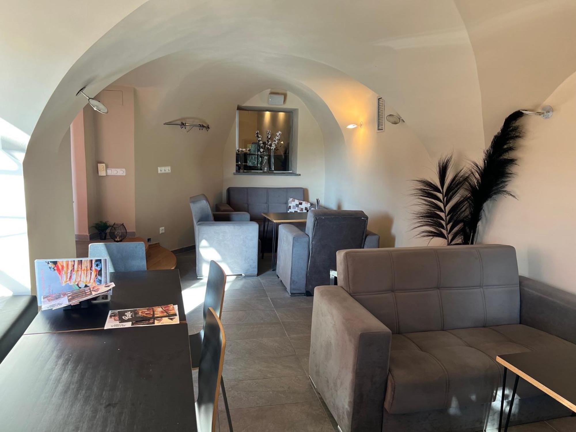 Cukrarna Guest Accommodation คราน ภายนอก รูปภาพ